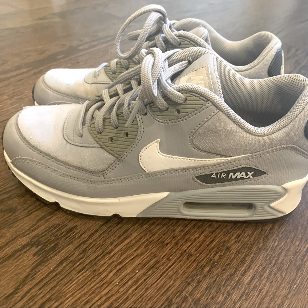 Nike Air Max like new Size 8